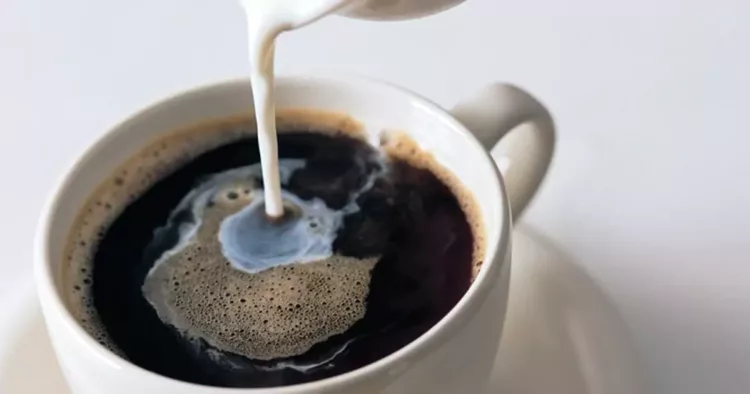 Greșeli care îți transformă cafeaua zilnică într-o otravă pentru organism