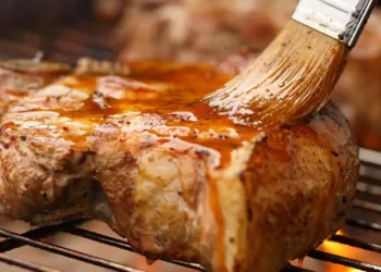 Cum se prepară un grătar ca la carte. Trucuri esențiale pe care multă lume nu le știe!