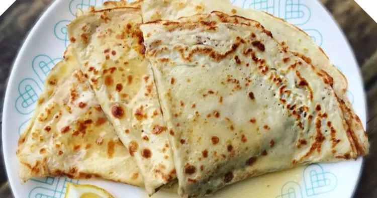 Clătite de post cu miere și nucă. Ți se topesc în gură