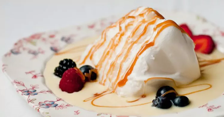 Rețeta tradițională pentru desertul copilăriei ,,Lapte de pasăre”