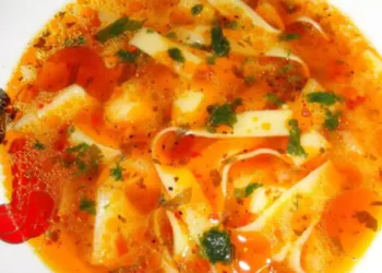 Supă de roșii cu găluște de post