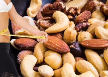 Dieta cu nuci: slăbești 1 kilogram pe zi. Iată care este secretul acestor fructe miraculoase