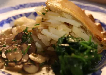 Spanakopita de post, plăcintă tradițional grecească