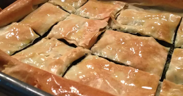 Spanakopita de post, plăcintă tradițional grecească