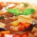 Dieta cu supă de varză. Află cât de hrănitoare și eficientă este