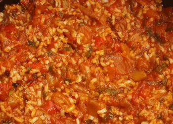 Cea mai bună mâncare de post: Tocănița de orez cu legume, o bunătate de mâncare tradițională