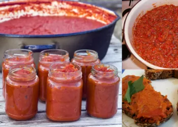 Cum se face zacusca tradițională, rețeta pe care trebuie să o știe toate gospodinele!