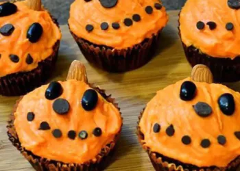 Brioșele dovleac, sărbătorește Halloween cu un preparat delicios!