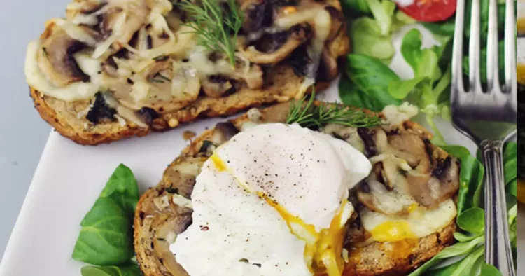Bruschete cu ciuperci și cașcaval