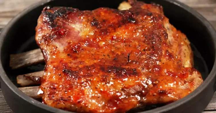 Coaste de porc la cuptor, atât de fragede că ți se topesc în gură!