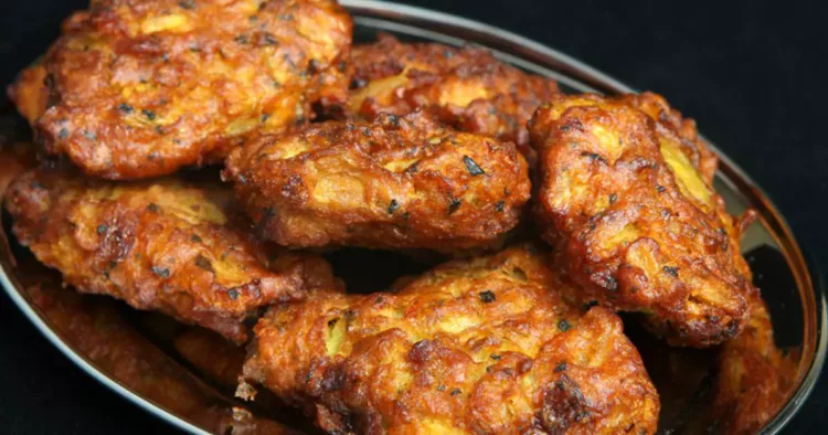 Onion Bhaji-Chifteluțe indiene de post cu ceapă