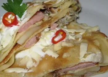 Clătite cu ciuperci și șuncă