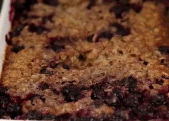 Budincă de ovăz la cuptor, o rețetă de post care îți va umple casa de un miros delicios irezistibil