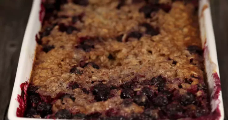 Budincă de ovăz la cuptor, o rețetă de post care îți va umple casa de un miros delicios irezistibil