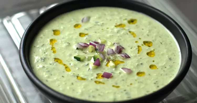 Cum se prepară cea mai sănătoasă supă cremă de castraveți și iaurt, merită încercată de toată lumea!