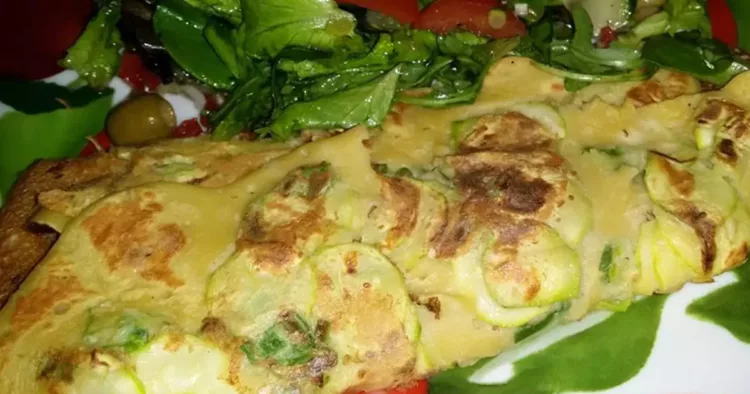 Omletă vegană din făină de năut cu legume