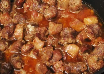 Cum pregătim cea mai bună pomană a porcului