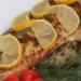 Crap umplut cu ciuperci și orez la cuptor, un prânz copios și sănătos pe care toată lumea trebuie să îl încerce