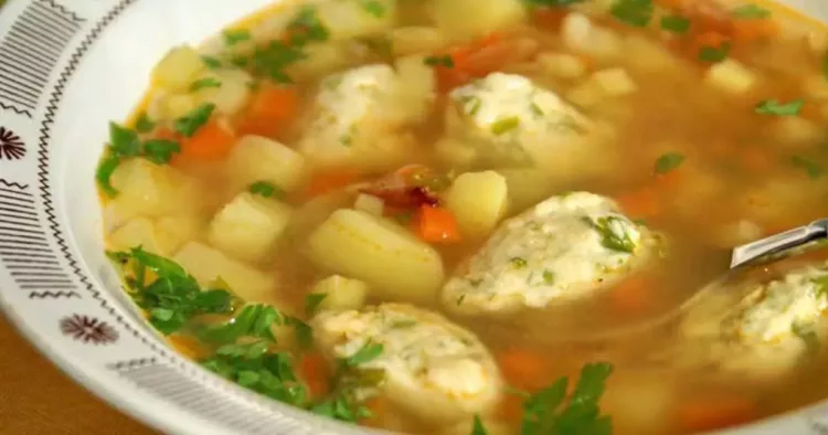 Supă de găluște cu legume delicioasă