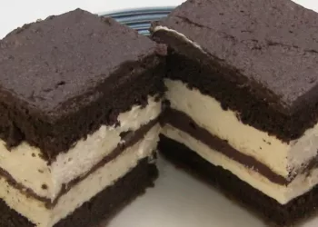 Cum putem prepara la noi acasă o tavă plină cu Kinder Pinguin