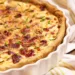 Quiche cu bacon și cașcaval, o rețetă absolut delicioasă