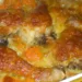 Pulpe de pui la cuptor pe pat de orez cu legume