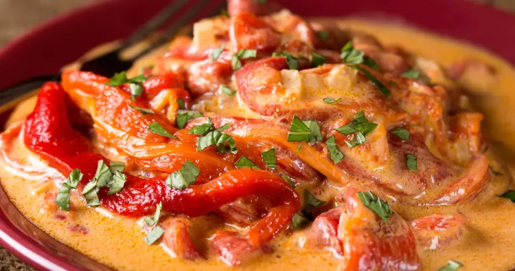 Mâncărică de ardei copți cu roșii