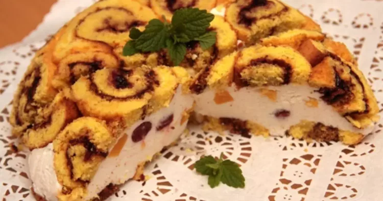 Tort răsturnat cu aluat cu dulceață și budincă. O bunătate!