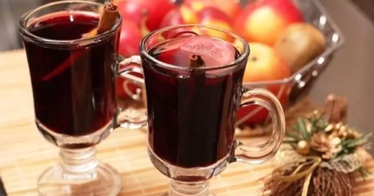 Rețeta pentru cel mai bun vin fiert: Ce ingrediente trebuie să adăugăm pentru un vin fiert perfect:
