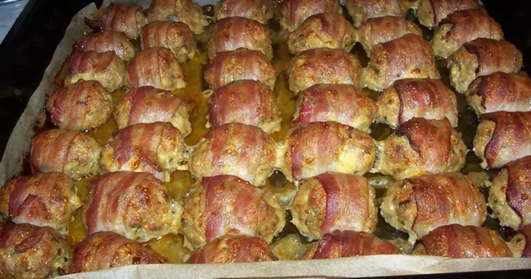 Chifteluțe învelite în bacon, un aperitiv vedetă care face furori. Pur și simplu nu îi poți rezista!