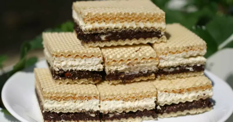 Napolitane delicioase cu cremă de lapte și alune de pădure cu nutella! Este desertul ideal de care nu te poți sătura