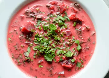 Această supă este foarte sănătoasă și este perfectă pentru perioada de detoxifiere a organismului din timpul postului. Cum se prepară