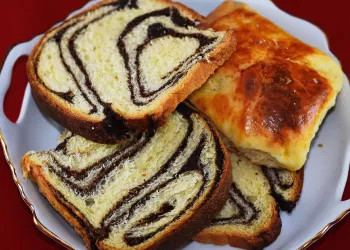 Cozonac nefrământat, visul oricărei gospodine! Pufos și foarte aromat din ingrediente naturale