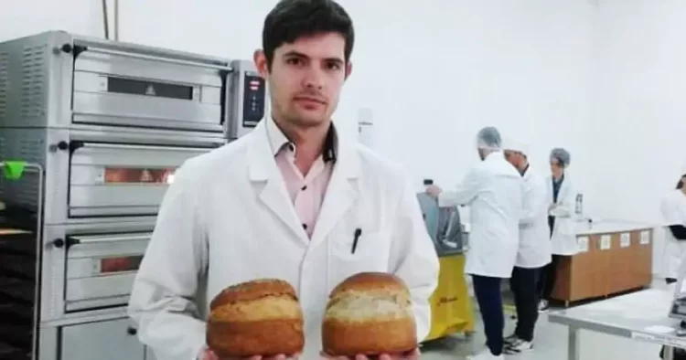 Un român a creat pâinea viitorului! Alimentul a luat aurul la un salon de inventică!
