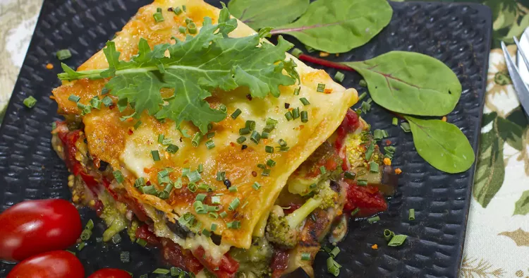 Lasagna de post cu legume. Un preparat delicios și sănătos pe care îl prepari imediat