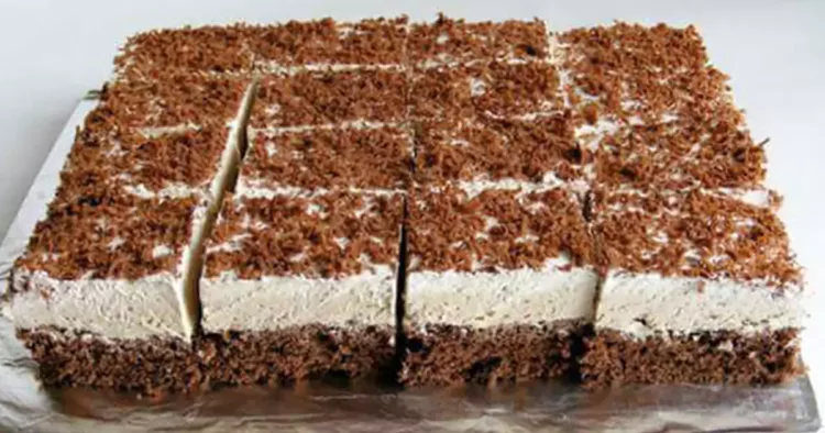 Prăjitură Boema cu ness, preferata tuturor iubitorilor de cafea și nu numai! este absolut delicioasă și merită pregătită de toată lumea. Rețeta este foarte ușoară