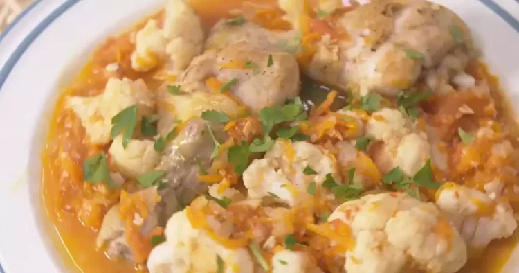 Mâncare de conopidă cu pulpe de pui