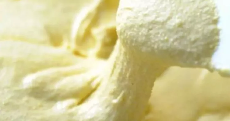 Cremă de griș cu lămâie, foarte cremoasă și aromată