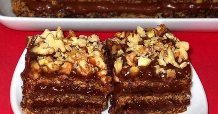 Nu am gustat o prăjitură mai bună ca aceasta. Se numește Sumegi și nu se poate exprima în cuvinte cât este de delicioasă