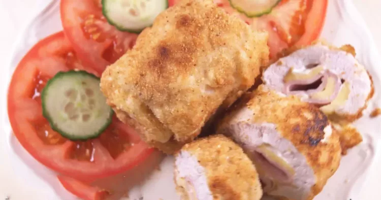 Cordon bleo, o specialitate delicioasă, simplu de preparat perfectă pentru o masă în familie