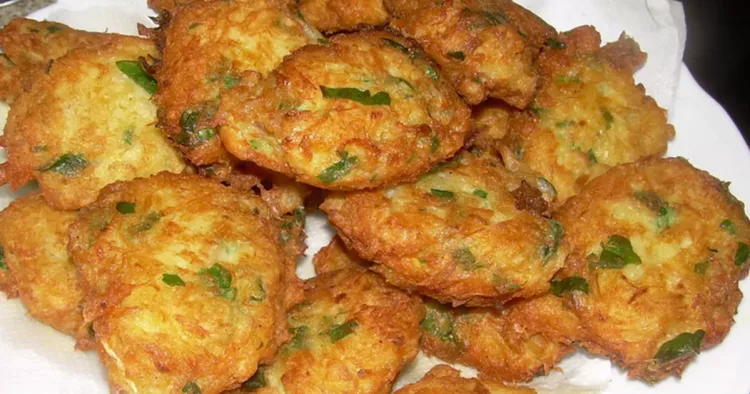 Chifteluțe de pește cu usturoi verde