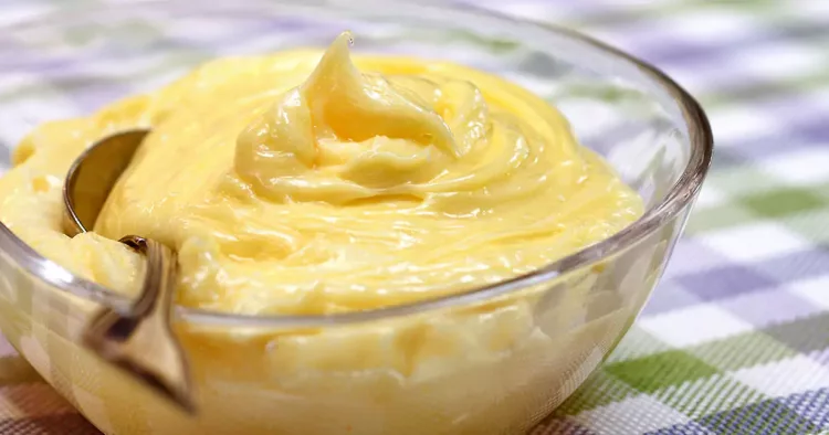 Cum se repară maioneza de casă tăiată.