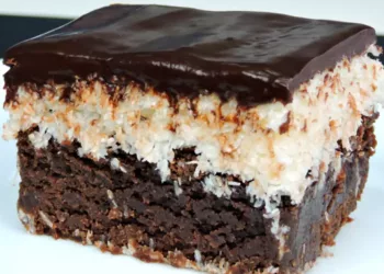 Prăjitura Coca Cola, mai bună decât orice altă prăjitură de casă