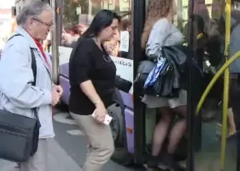 Salariu de 4.500 lei, cazare gratuită, dar nu găsesc angajați. Criză în mai multe orașe din țară: Unde poti sa te angajezi și mâine: