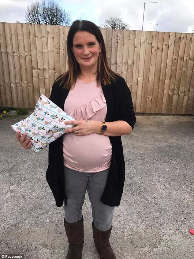 Are doar 40 de ani, dar a născut până acum 21 de copii. Povestea familiei ei a șocat o lume întreagă. Ce s-a întâmplat cu bărbatul care a lăsat-o gravidă când avea doar 13 ani: