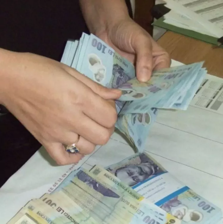 Cadou pentru români. Se dau zeci de mii de lei de la stat de azi: