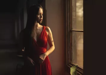 Cum porți rochia lungă în funcție de silueta ta