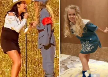 Un site din China a dat-o de gol. Cine e de fapt Siena Vușcan, „chinezoaica” de 10 ani care a primit Golden Buzz de la Andra Măruță, în ultima ediție Românii au Talent