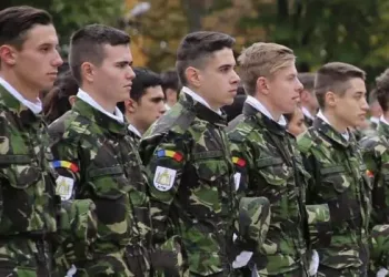 MApN începe RECRUTĂRILE! Cine va fi luat în armată: Anunţ oficial: