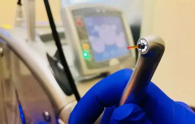 Laserul dentar asigură sănătatea dinților pe termen lung